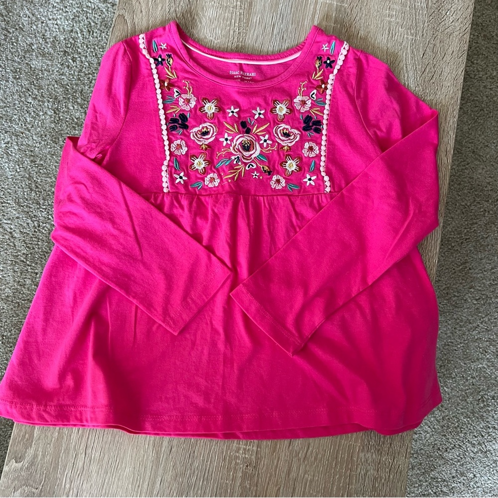 NWOT Isaac Mizrahi Pink Embroidered Long Sleeve Top